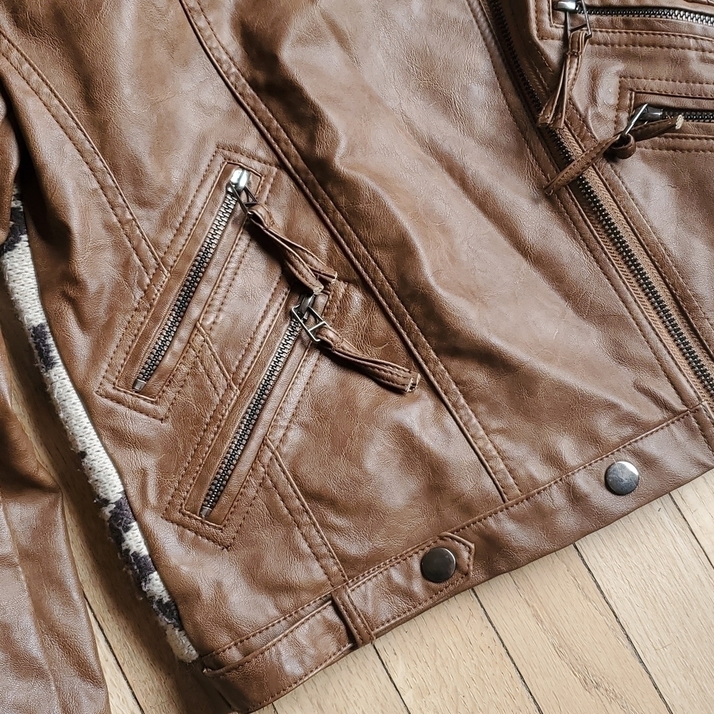 Altar'd State Faux Leather Moto Jacket with Aztec Back Sz Small - Picture 4 of 8